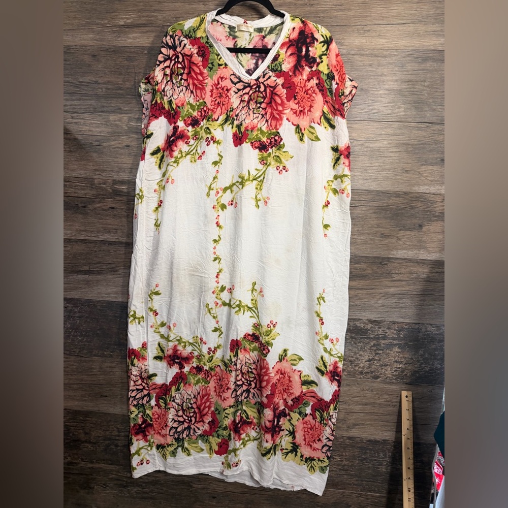 Seven Islands Elegant Floral Maxi Dress Pink Green White